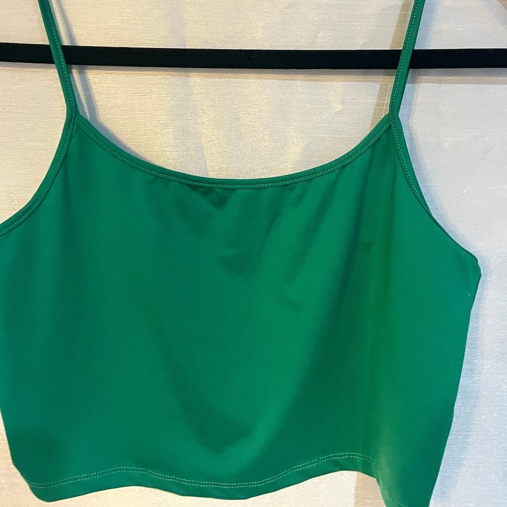 NWOT Women’s SHEIN Crop Top Cami Size L